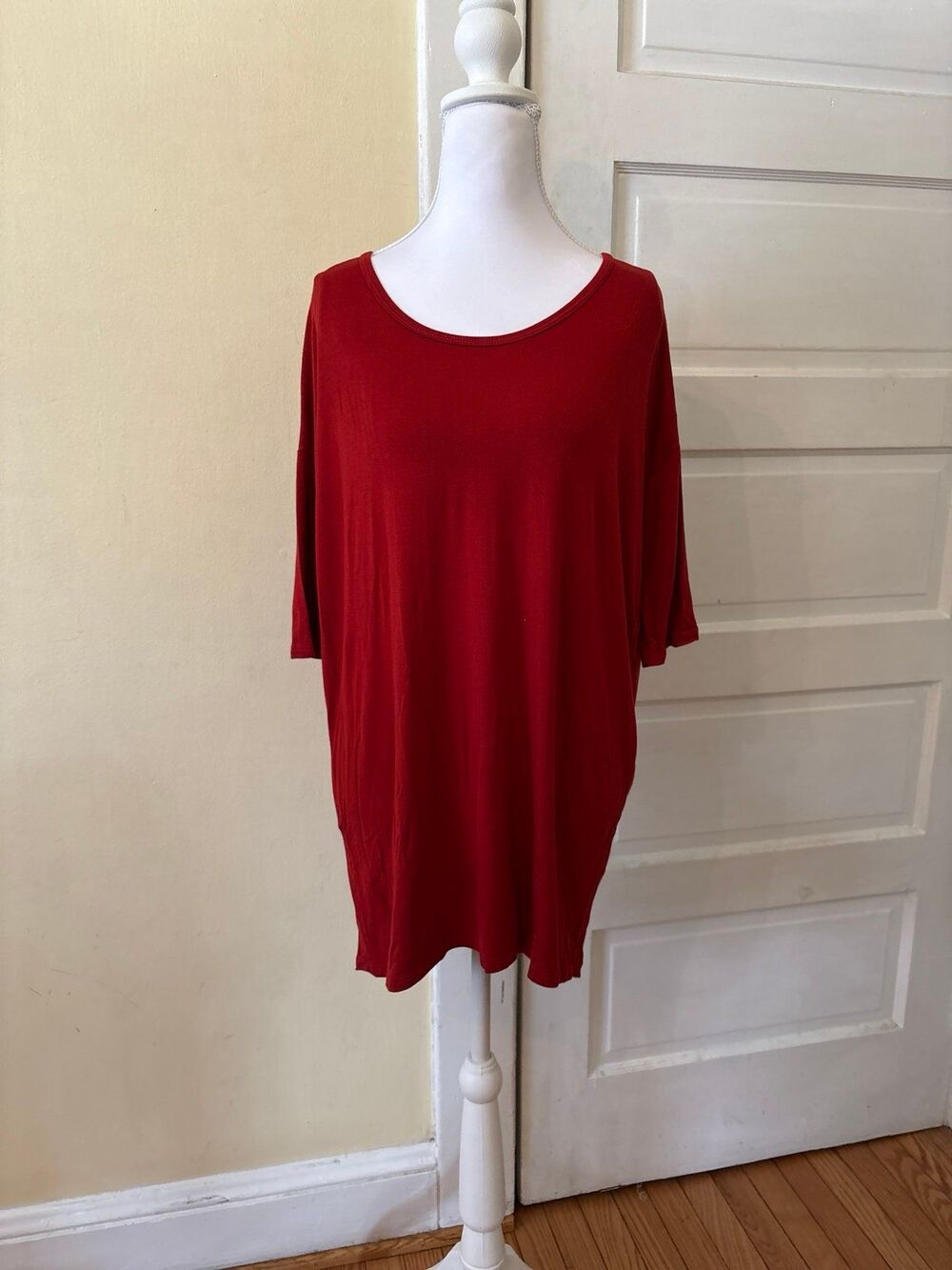 Womens hilo high low tunic top red tshirt scoop neck America 4th of July summer